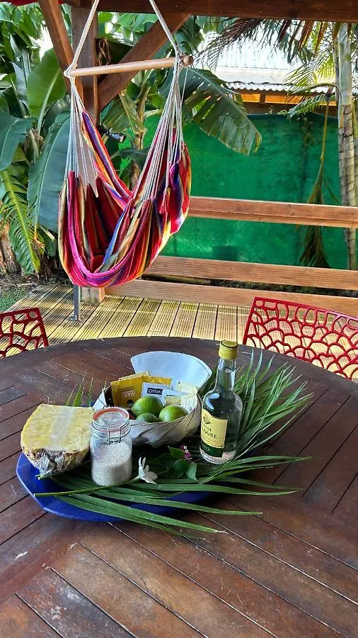 Holiday home La Kaz A Sucre : Bungalow Au Calme Proche De Tout. Saint-Francois