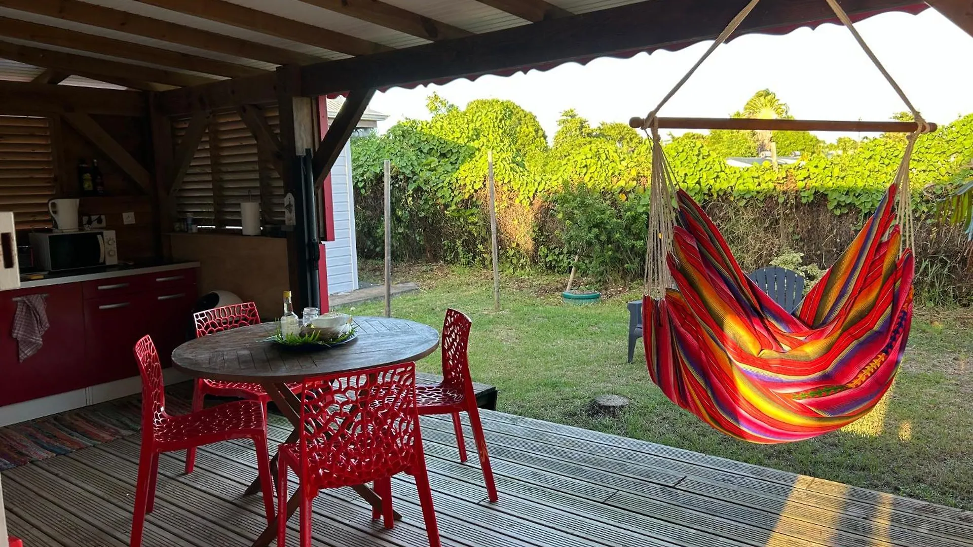 Holiday home La Kaz A Sucre : Bungalow Au Calme Proche De Tout. Saint-Francois